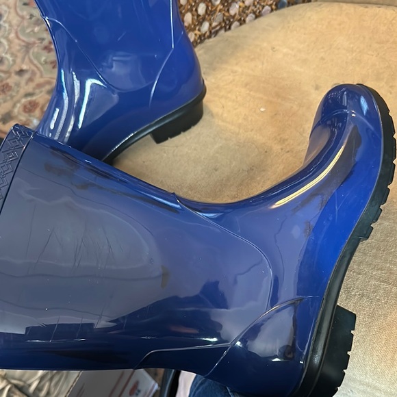 UGG sienna Blue Rain Boots - Picture 7 of 9